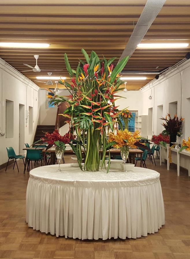 Ywca Kuala Lumpur Hostel Buitenkant foto